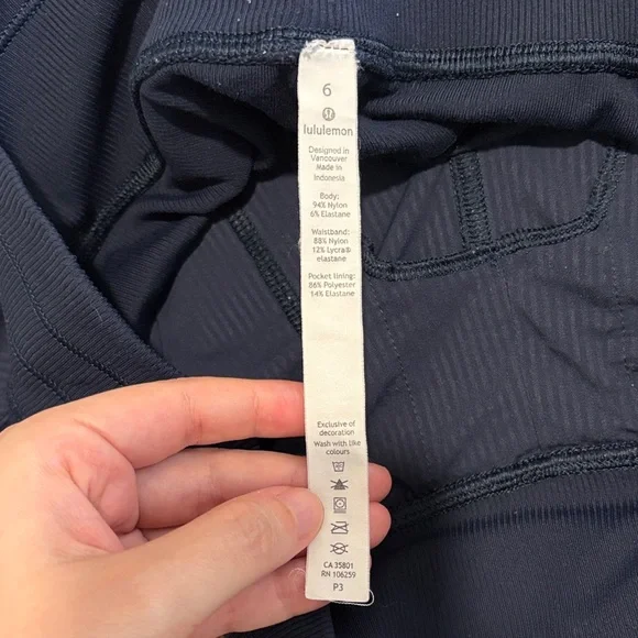 Lululemon dance studio mid rise jogger pants, true navy, size 6 EUC - Picture 2 of 10